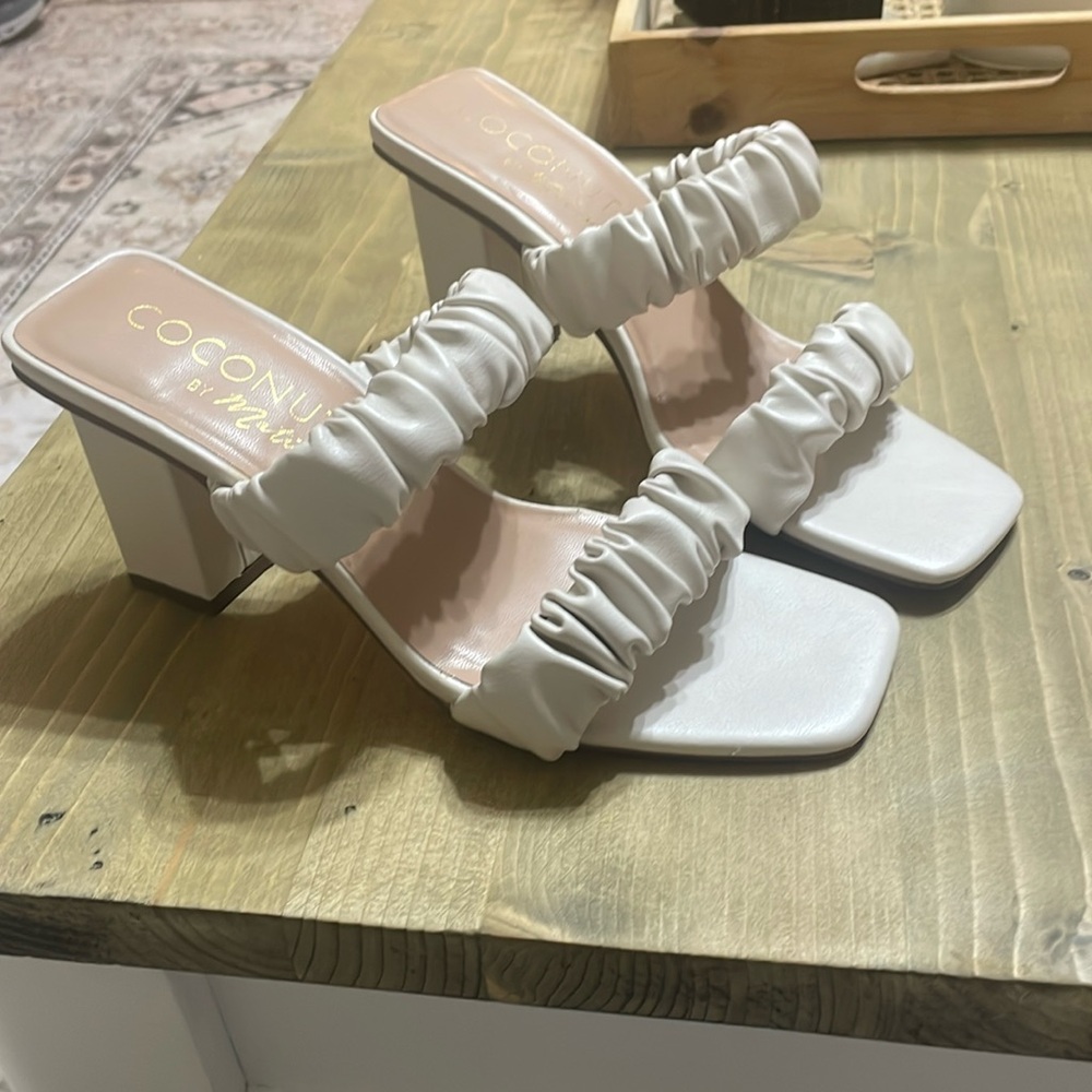 Coconuts by Matisse First Love White Heel